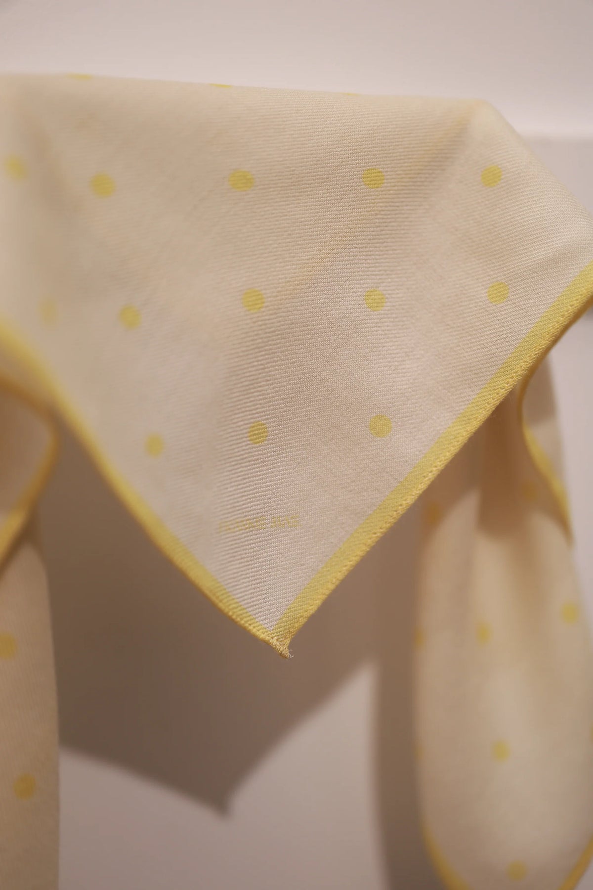 Daisy Scarf