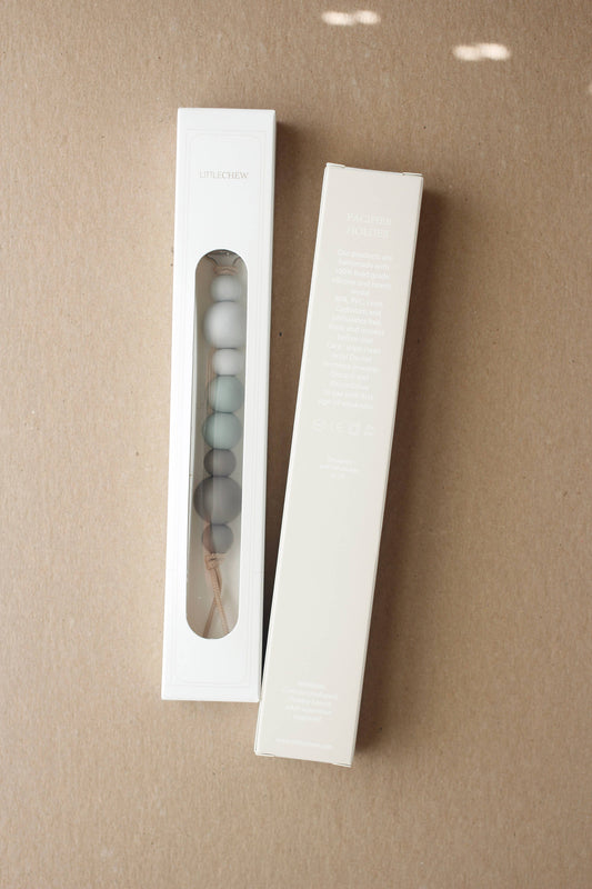 Amor Pacifier Clip - Speckled Truffle
