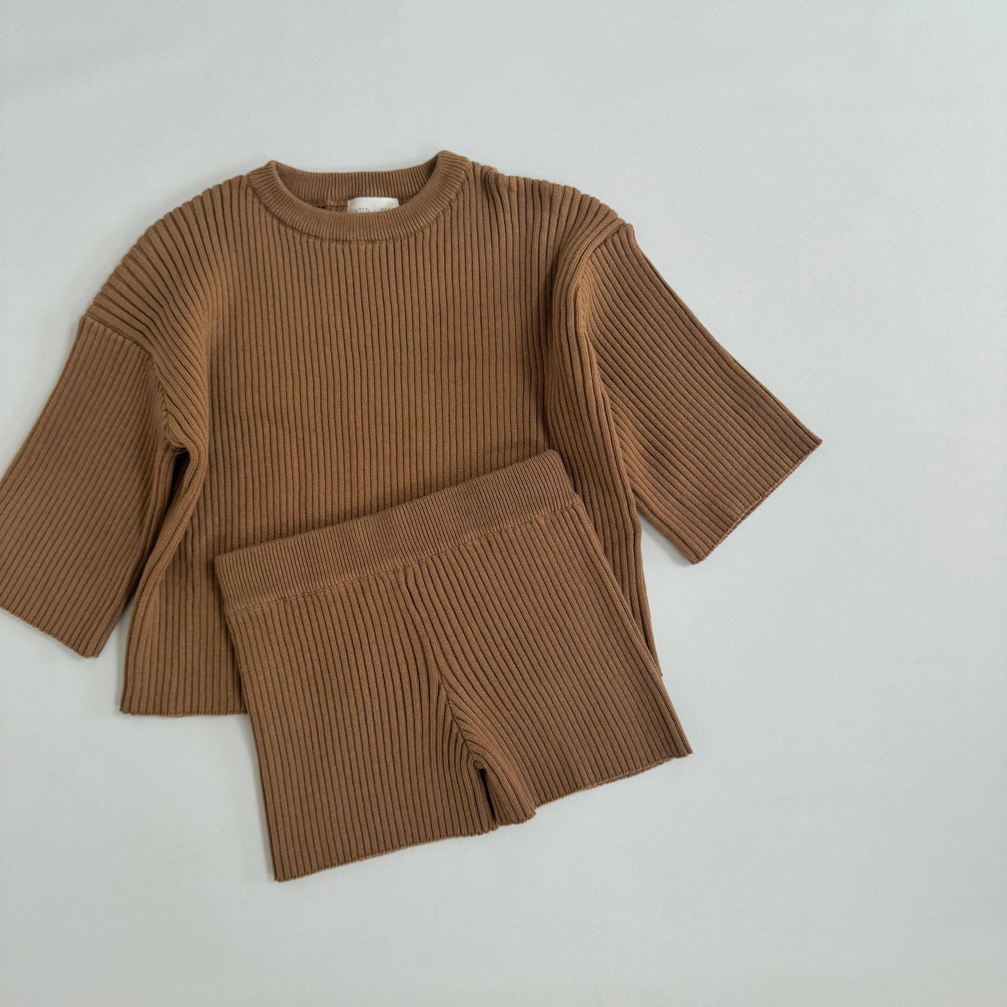 Walnut Ribb Tee