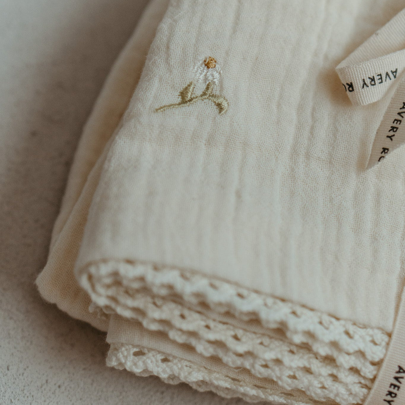 Wild Chamomile Muslin Blanket