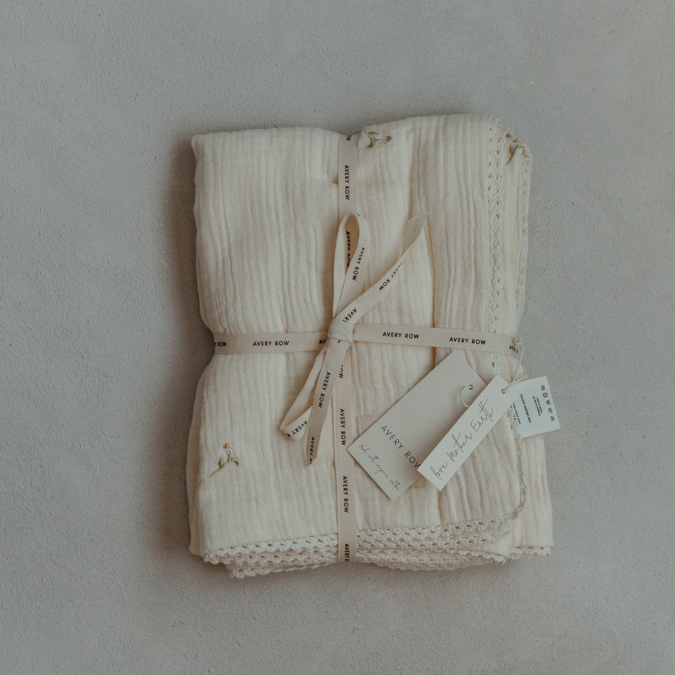 Wild Chamomile Muslin Blanket