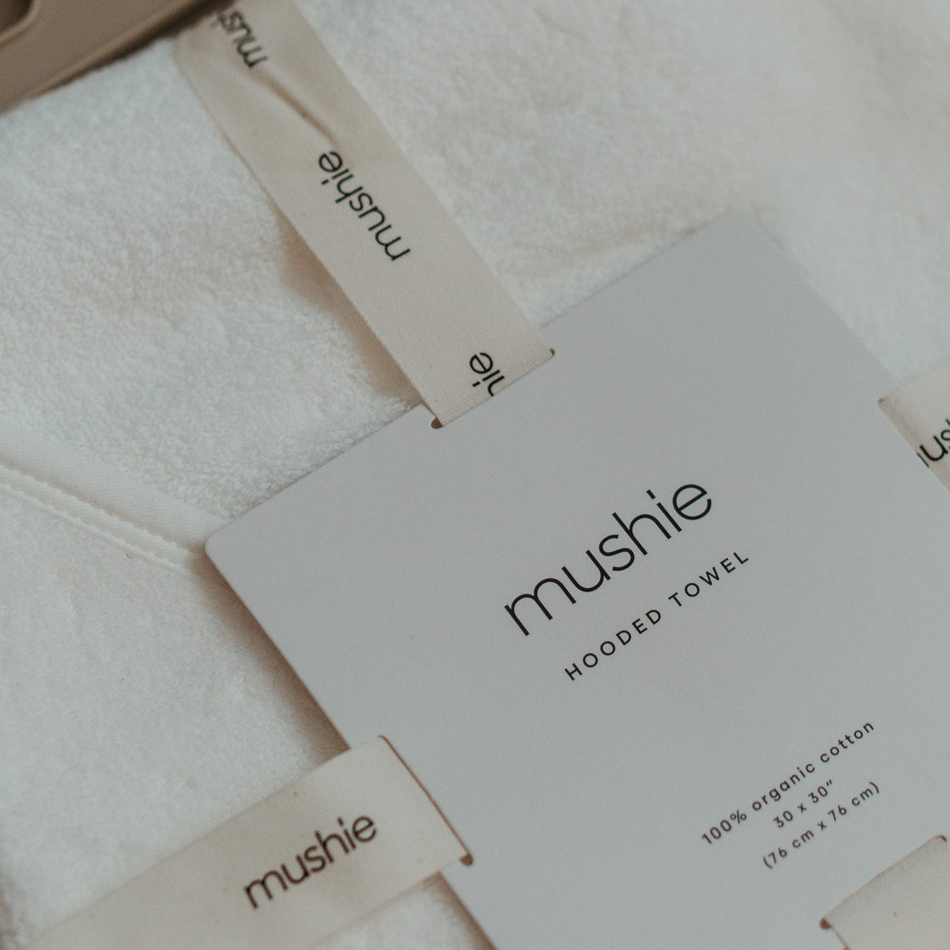 Pearl Hooded Towel