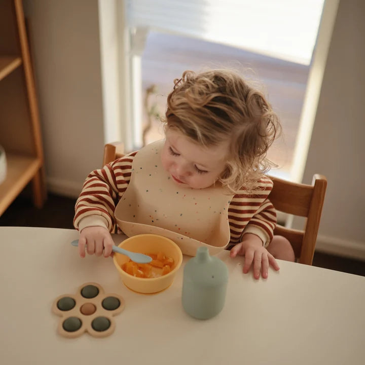 Flower Press Toy - Dried Thyme/Natural/Shifting Sand